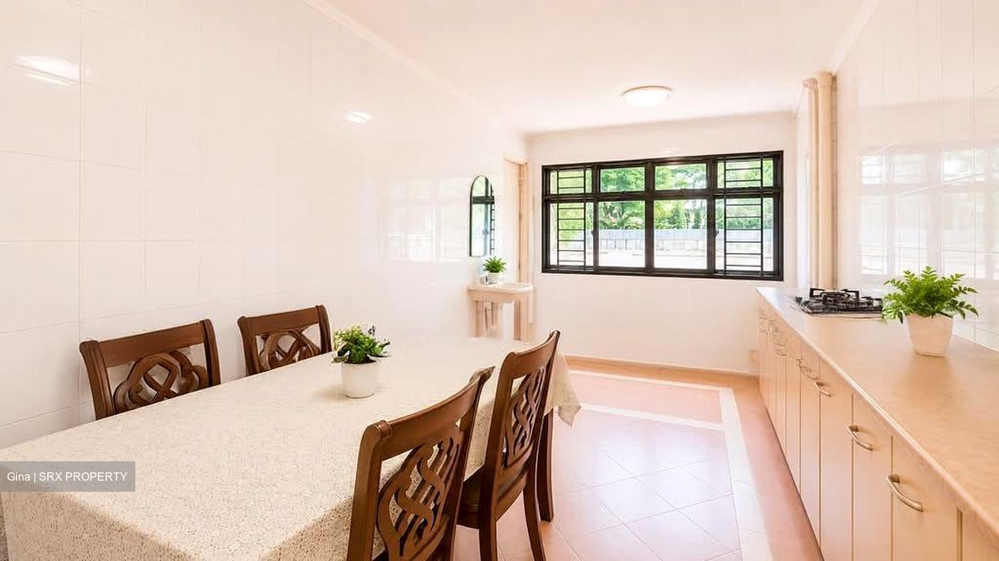 Blk 203 Bedok Town Centre (Bedok), HDB 3 Rooms #568174721